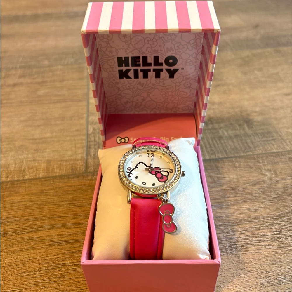 NWOT Hello Kitty Watch! 🌺